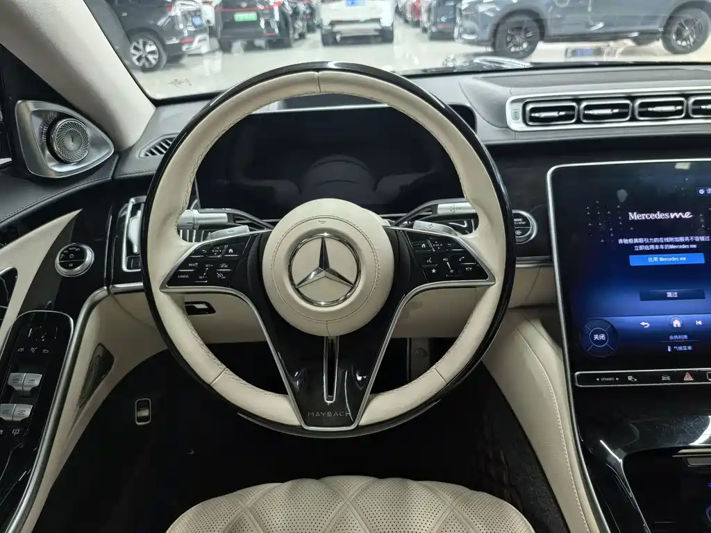 Mercedes-Benz Maybach S-Class 2023 — фото 13