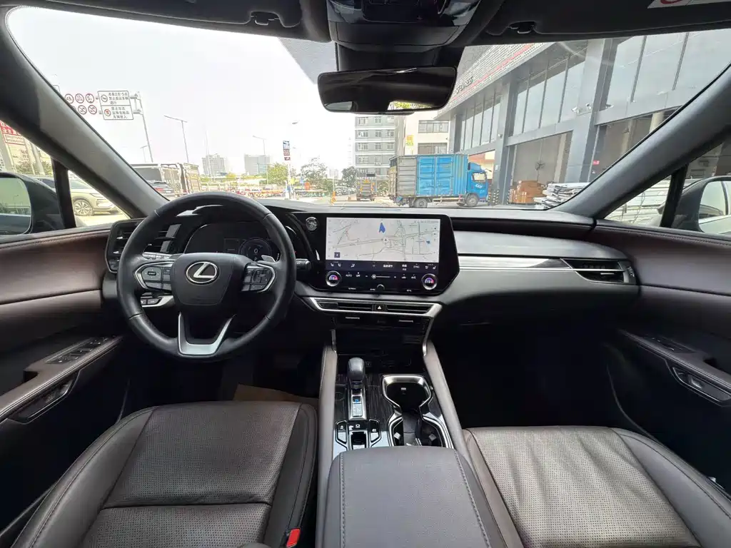Lexus RX 2024 — фото 4