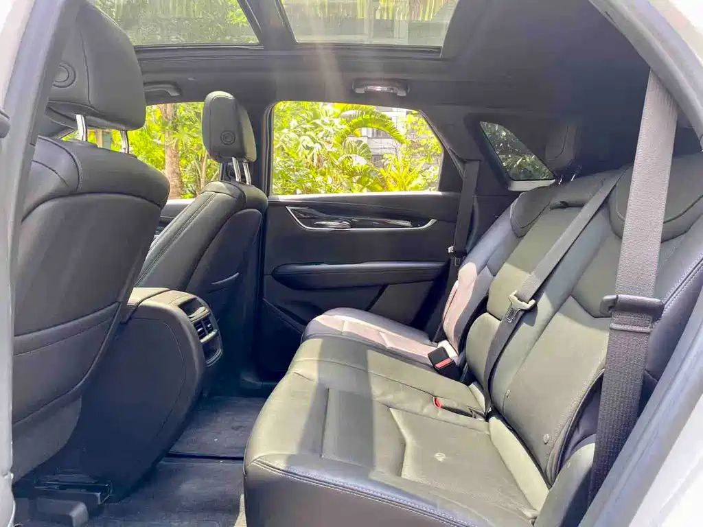 Cadillac XT5 2020 — фото 14