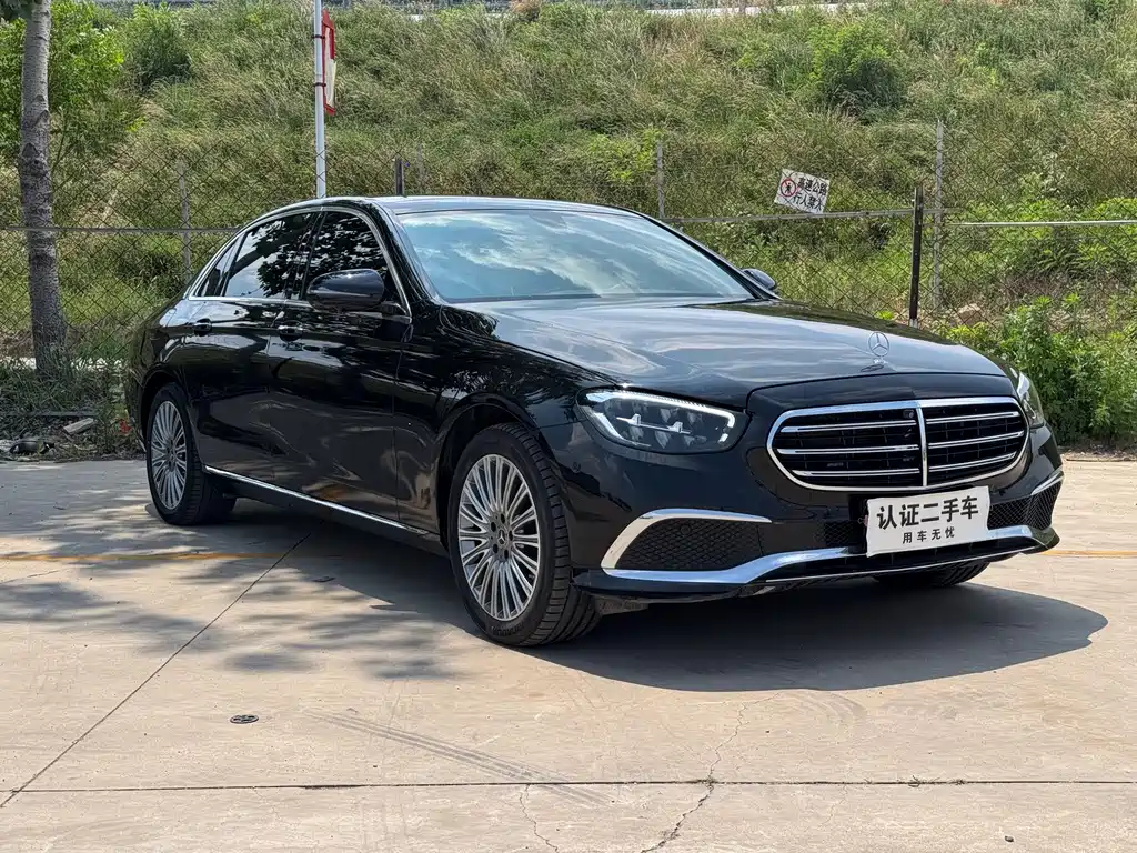 Mercedes-Benz E-Class 2023 — фото 3