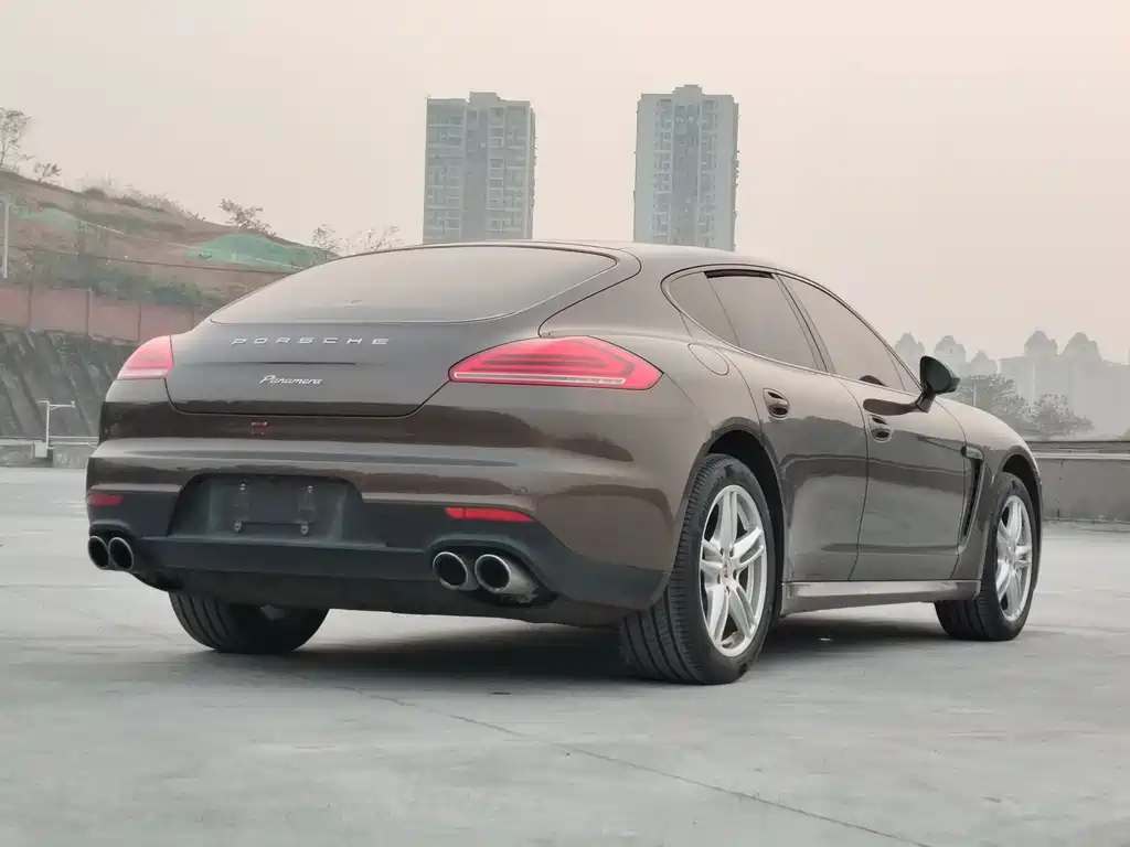 Porsche Panamera 2015 — фото 6