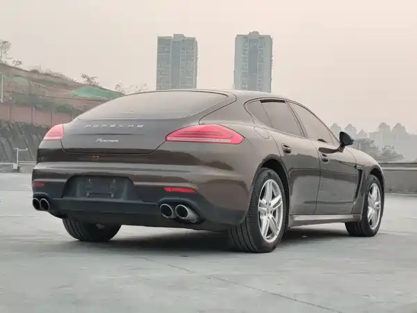 Porsche Panamera 2015