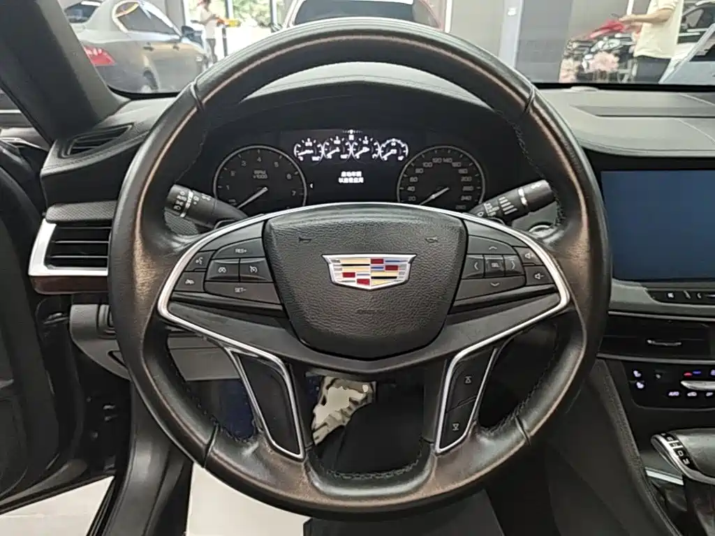 Cadillac CT6 2017 — фото 11