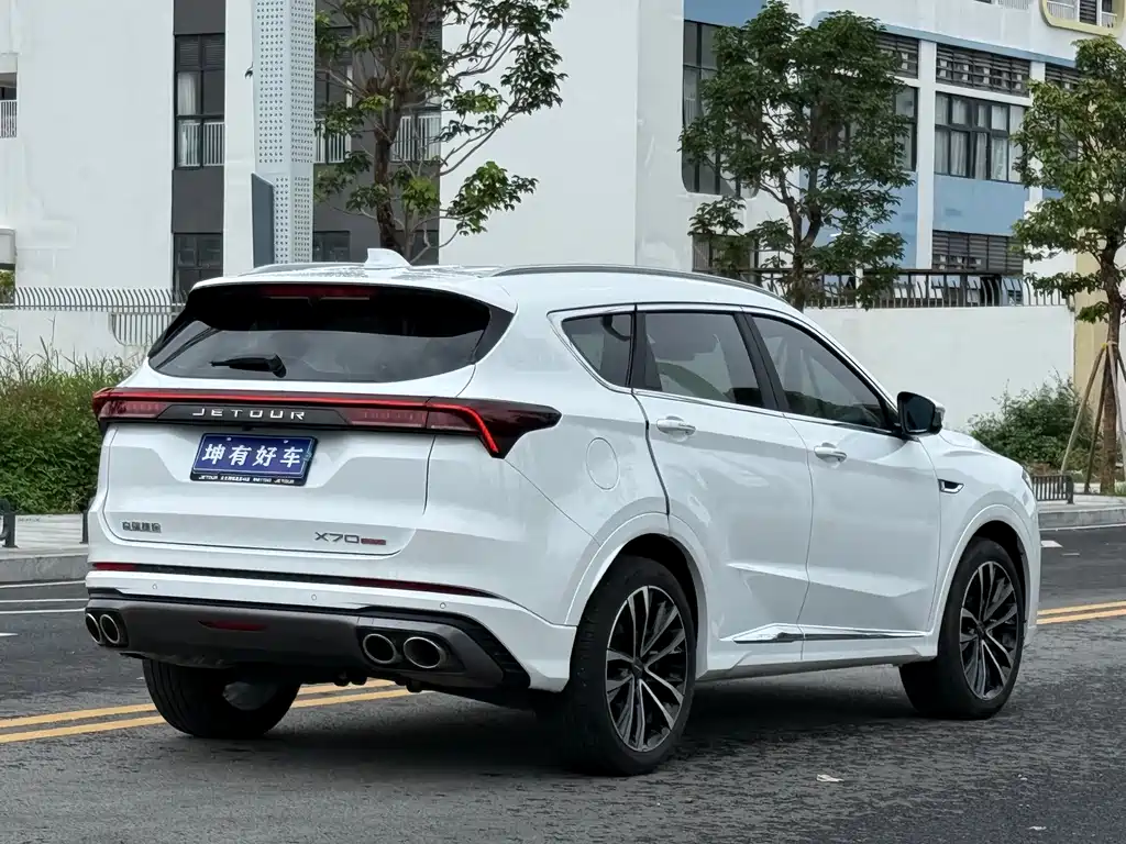 Jetour X70 PLUS 2022 — фото 6