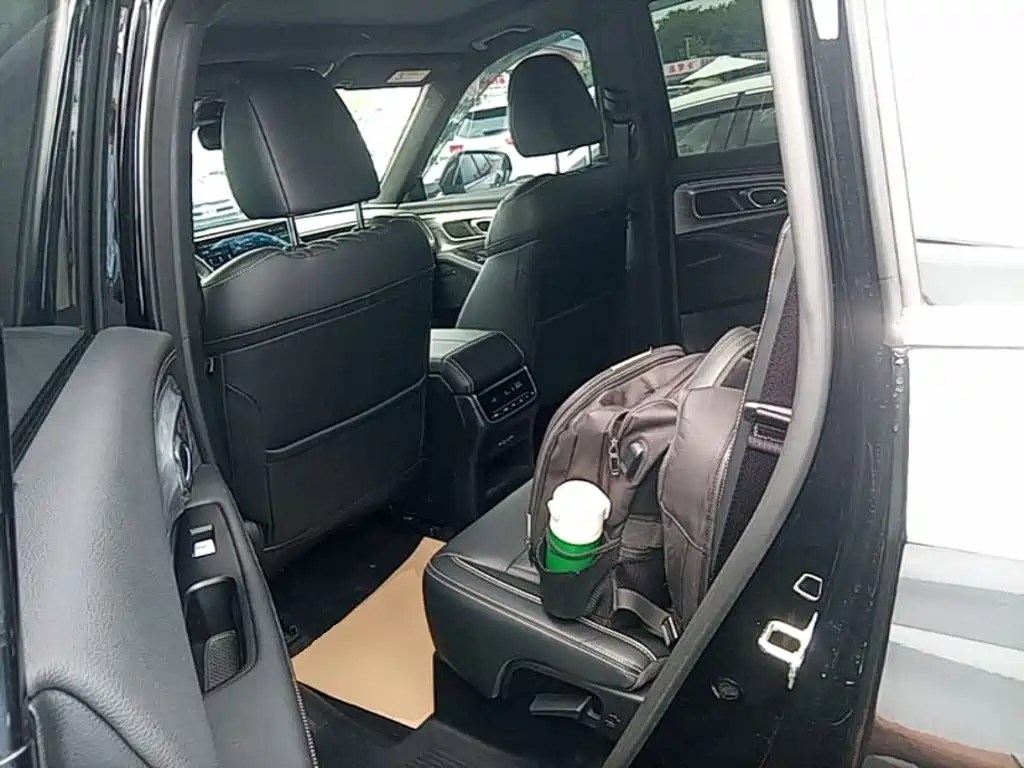 GAC Motor Trumpchi GS8 2023 — фото 17