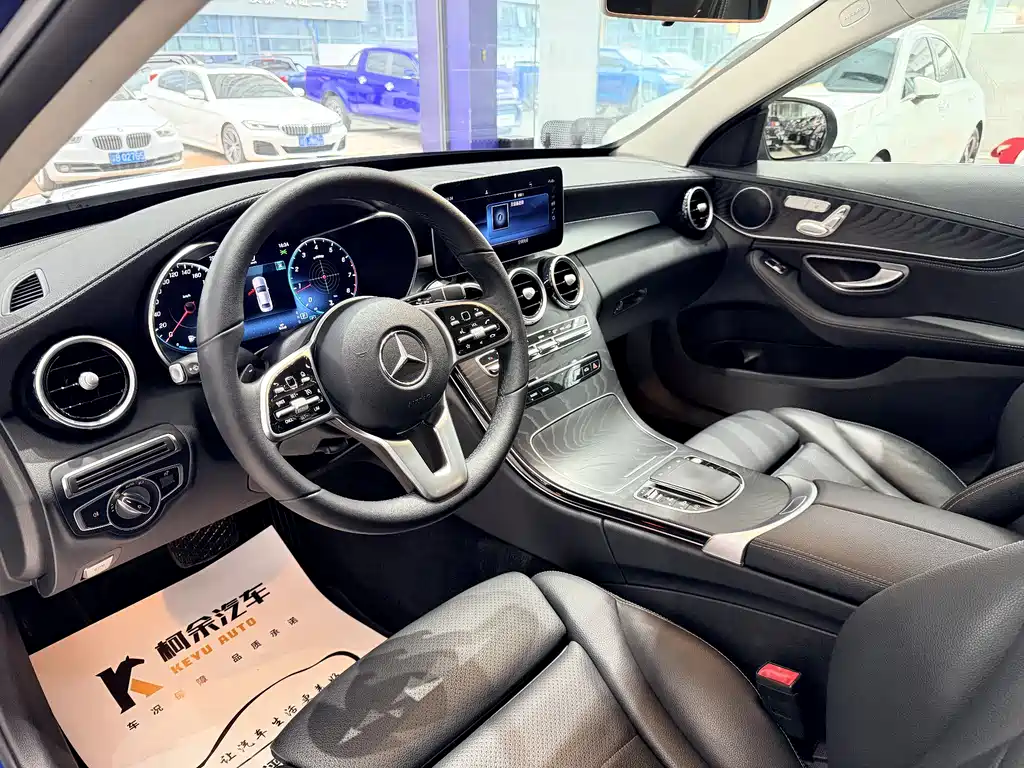 Mercedes-Benz C-Class 2019 — фото 7