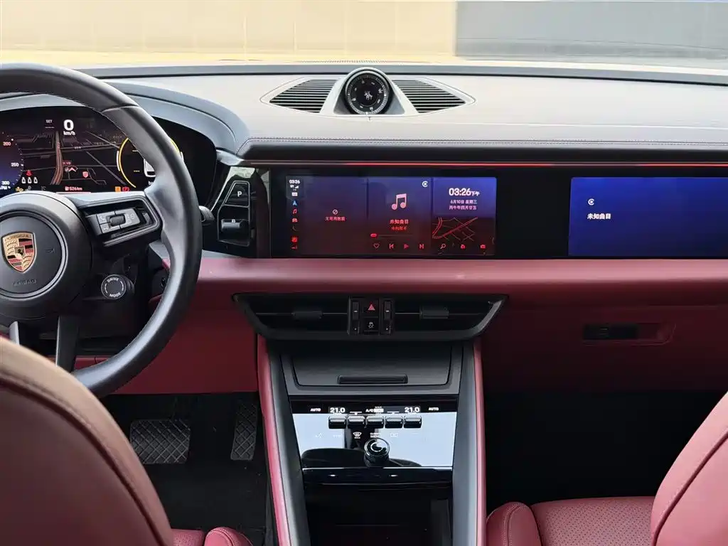 Porsche Macan EV 2025 — фото 10