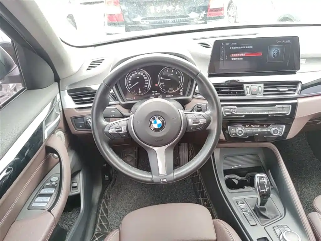 BMW X1 2022 — фото 11