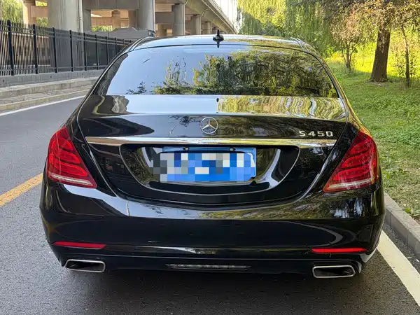 Mercedes-Benz S-Class 2015