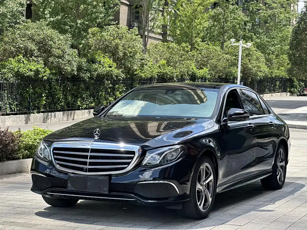 Mercedes-Benz E-Class 2019 — фото 1