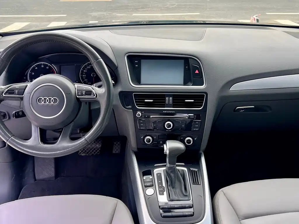 Audi Q5 2014 — фото 10