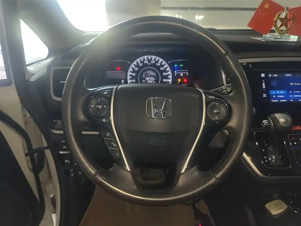 Honda Odyssey 2019 — фото 11