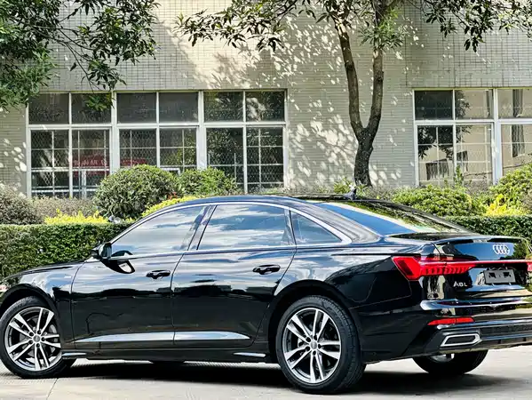 Audi A6L 2021