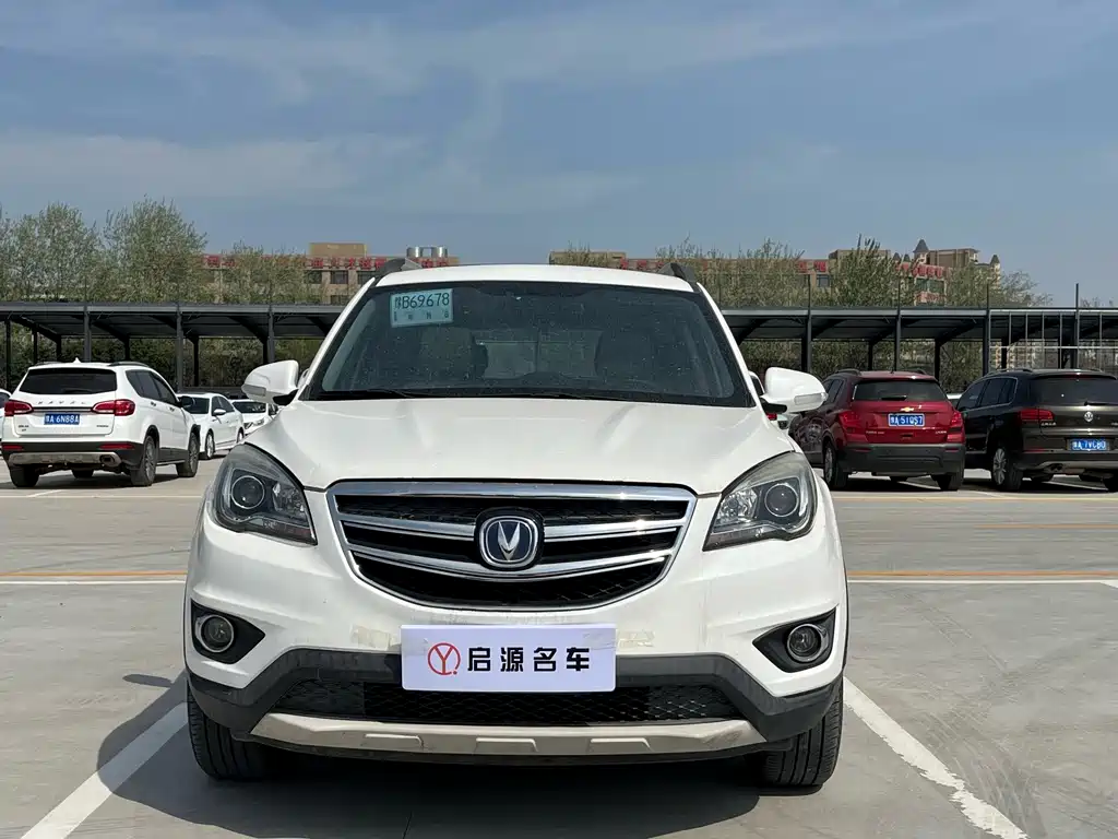 Changan CS35 2017 — фото 2