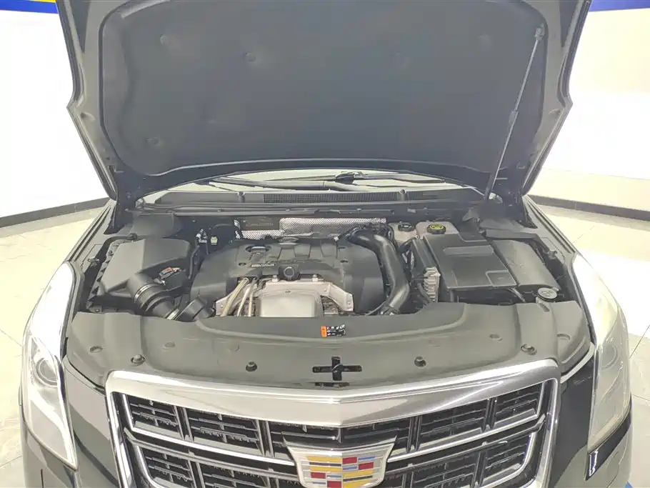 Cadillac XTS 2016 — фото 10