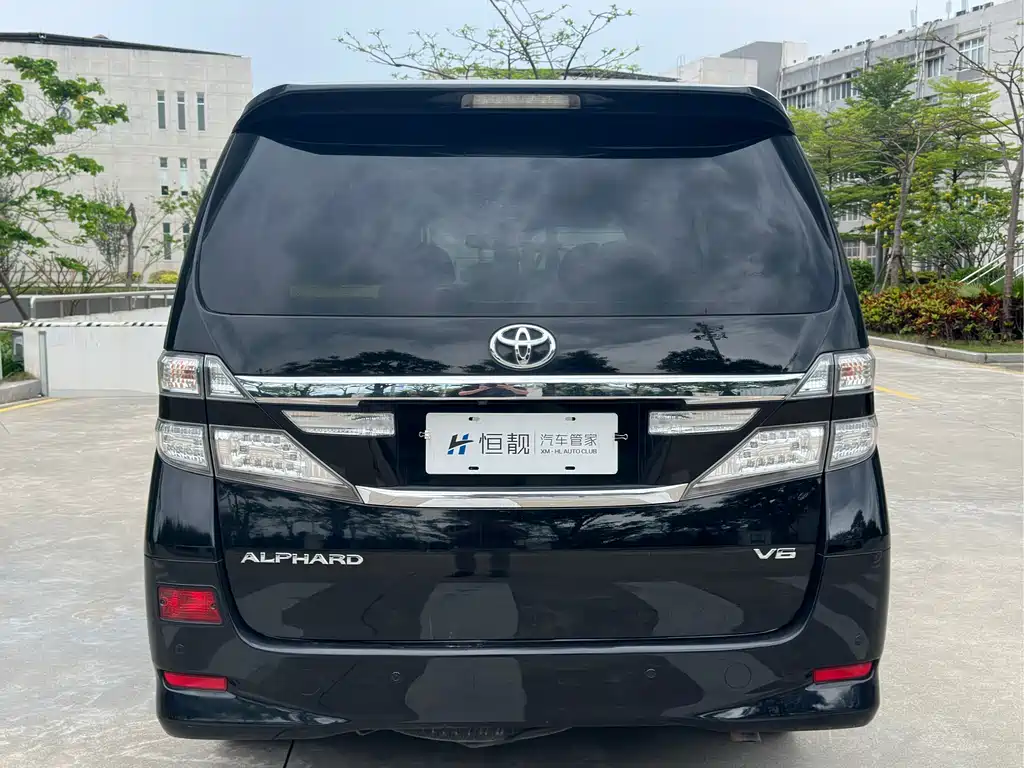 Toyota Alphard 2014 — фото 6