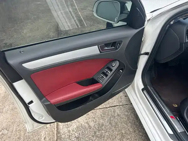 Audi A4L 2014