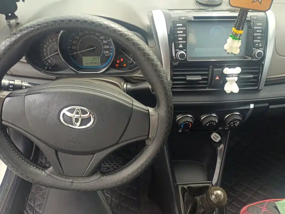 Toyota Vios 2014 — фото 12
