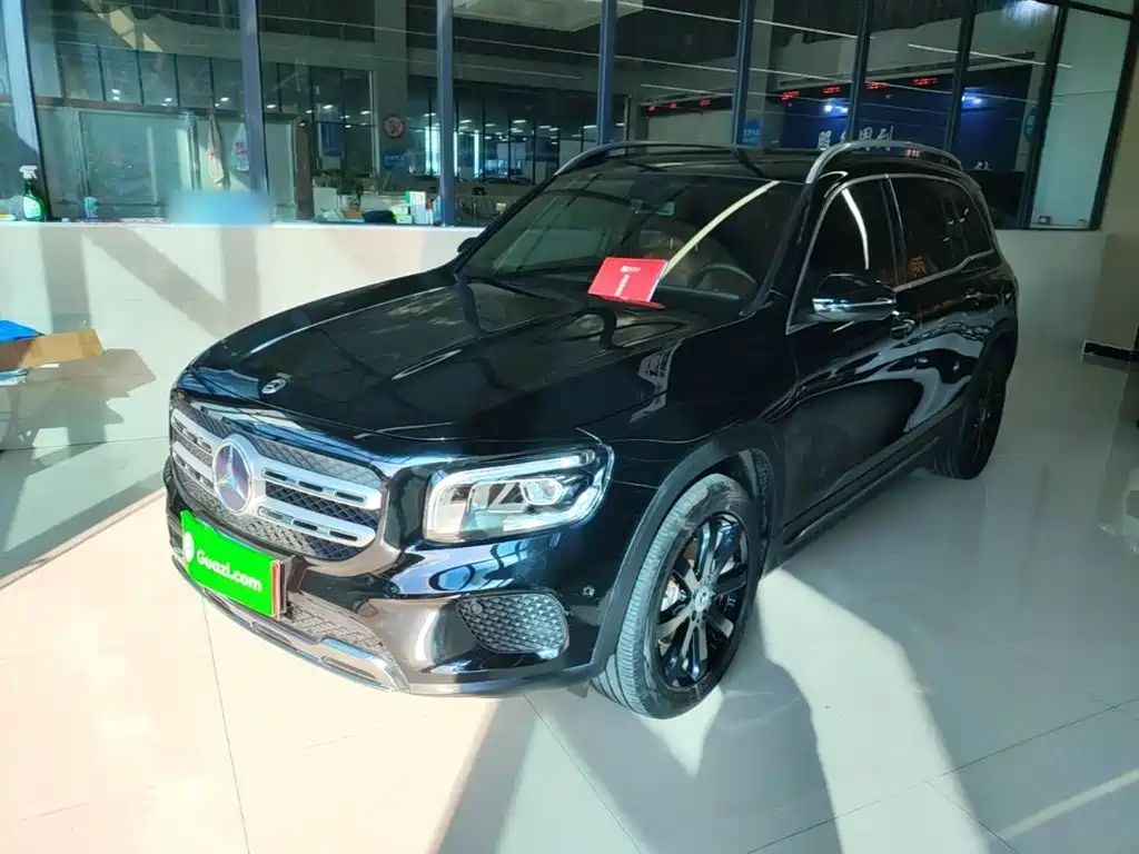Mercedes-Benz GLB 2020 — фото 1