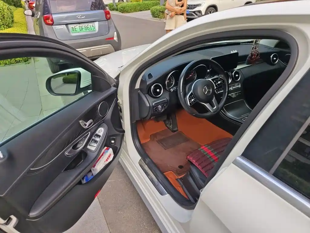 Mercedes-Benz C-Class 2019 — фото 14