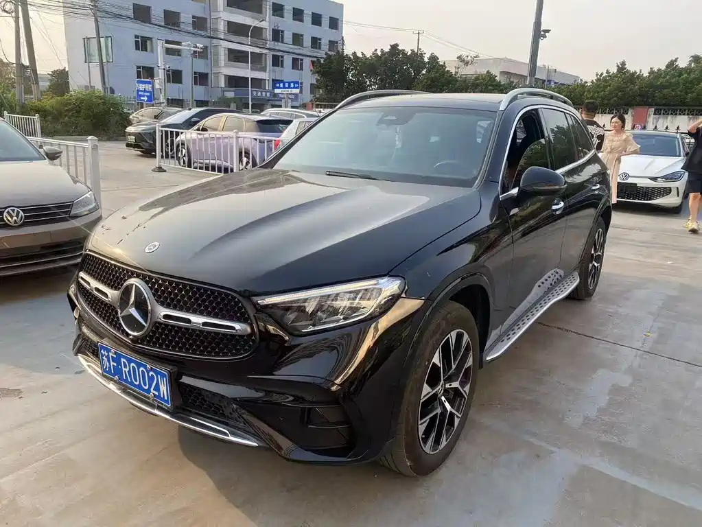 Mercedes-Benz GLC 2023 — фото 1