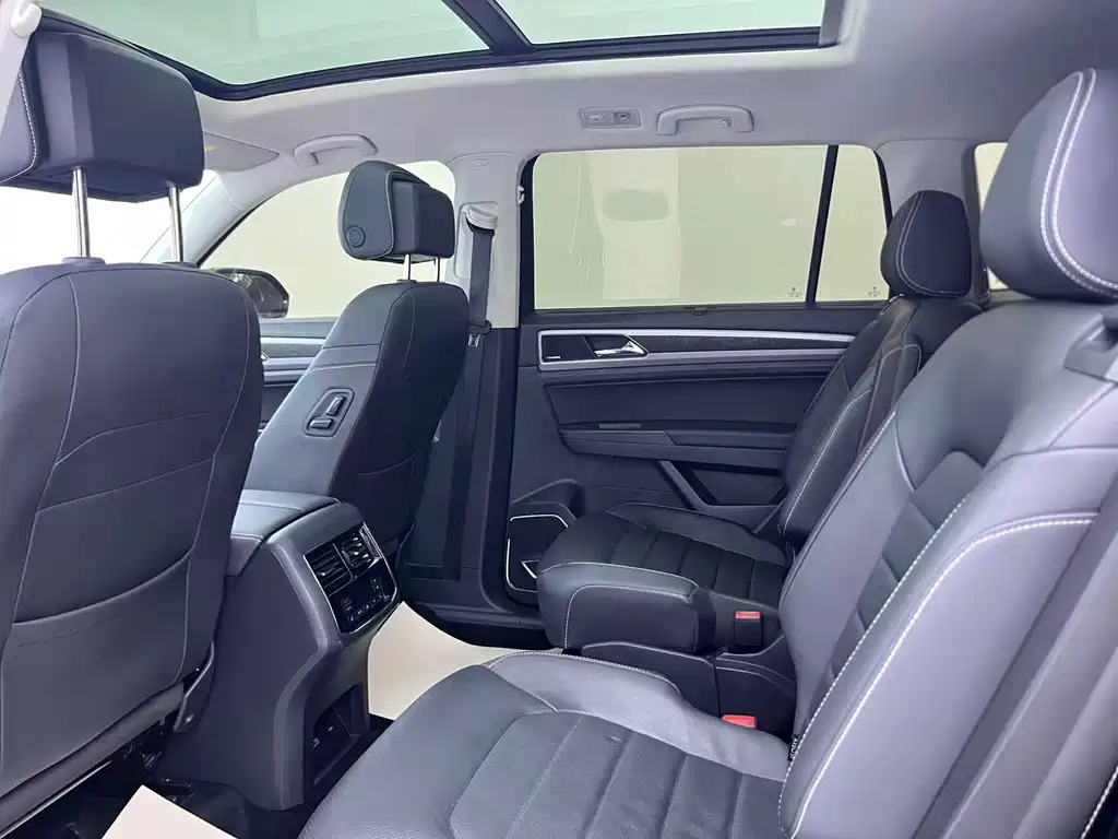 Volkswagen Teramont 2018 — фото 15