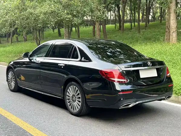 Mercedes-Benz E-Class 2019