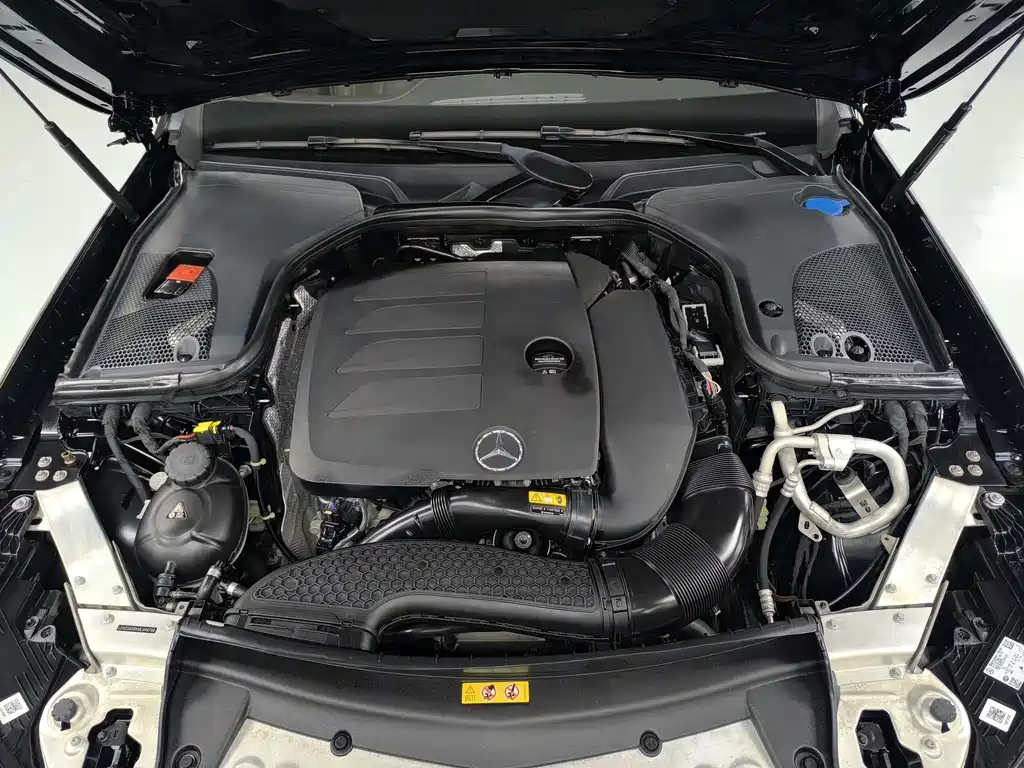 Mercedes-Benz E-Class 2021 — фото 17