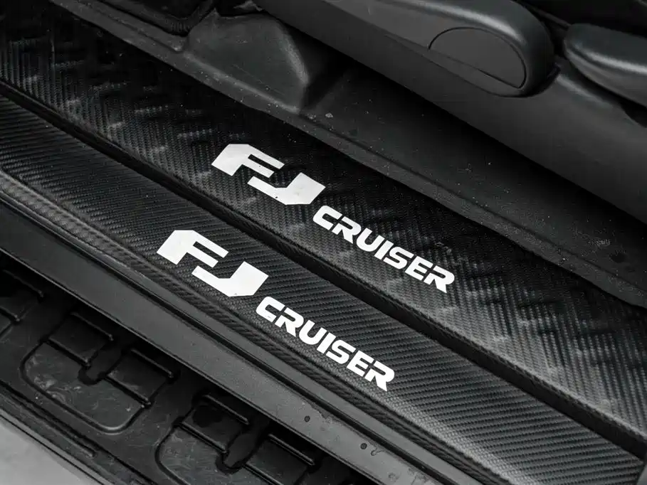 Toyota FJ Cruiser 2020 — фото 17