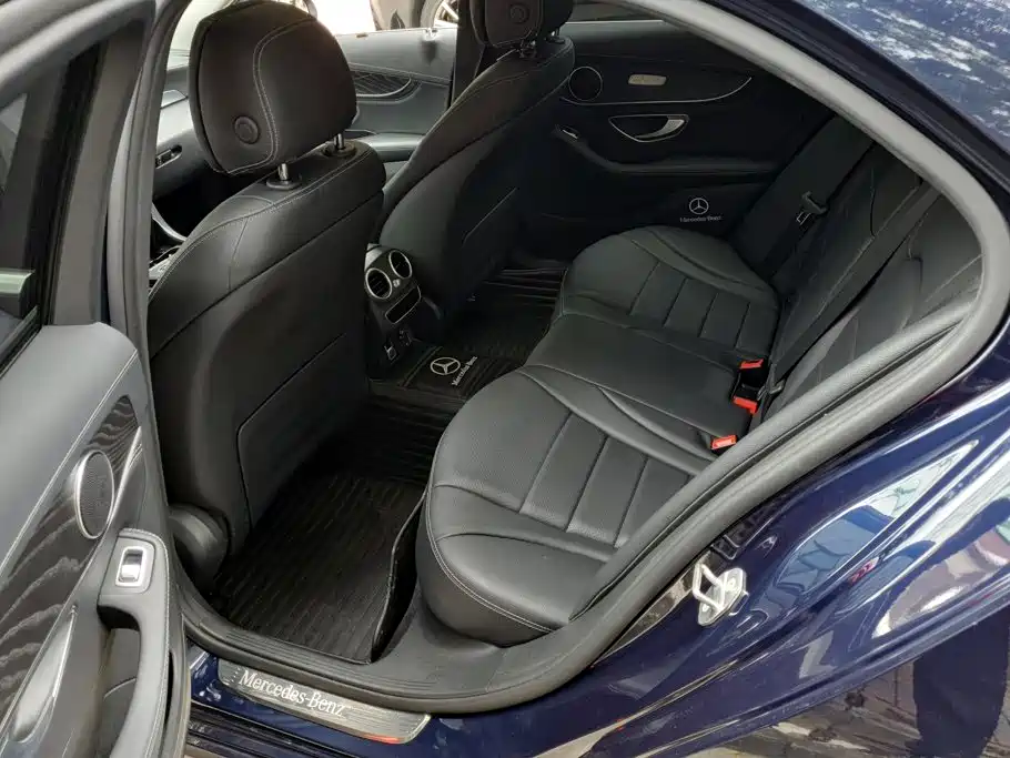 Mercedes-Benz C-Class 2020 — фото 11