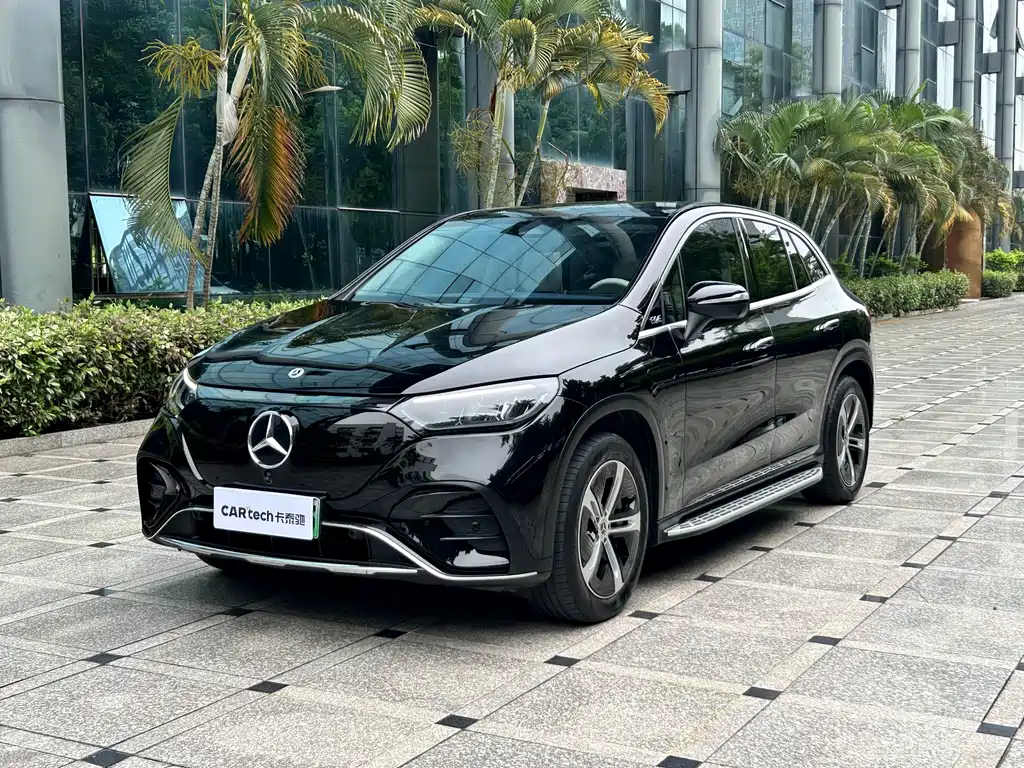 Mercedes-Benz EQE SUV 2023