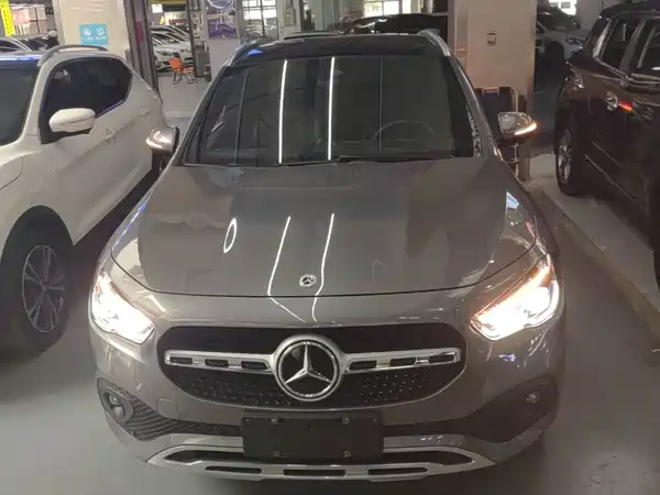 Mercedes-Benz GLA 2023