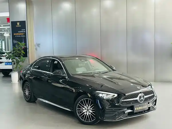 Mercedes-Benz C-Class 2022