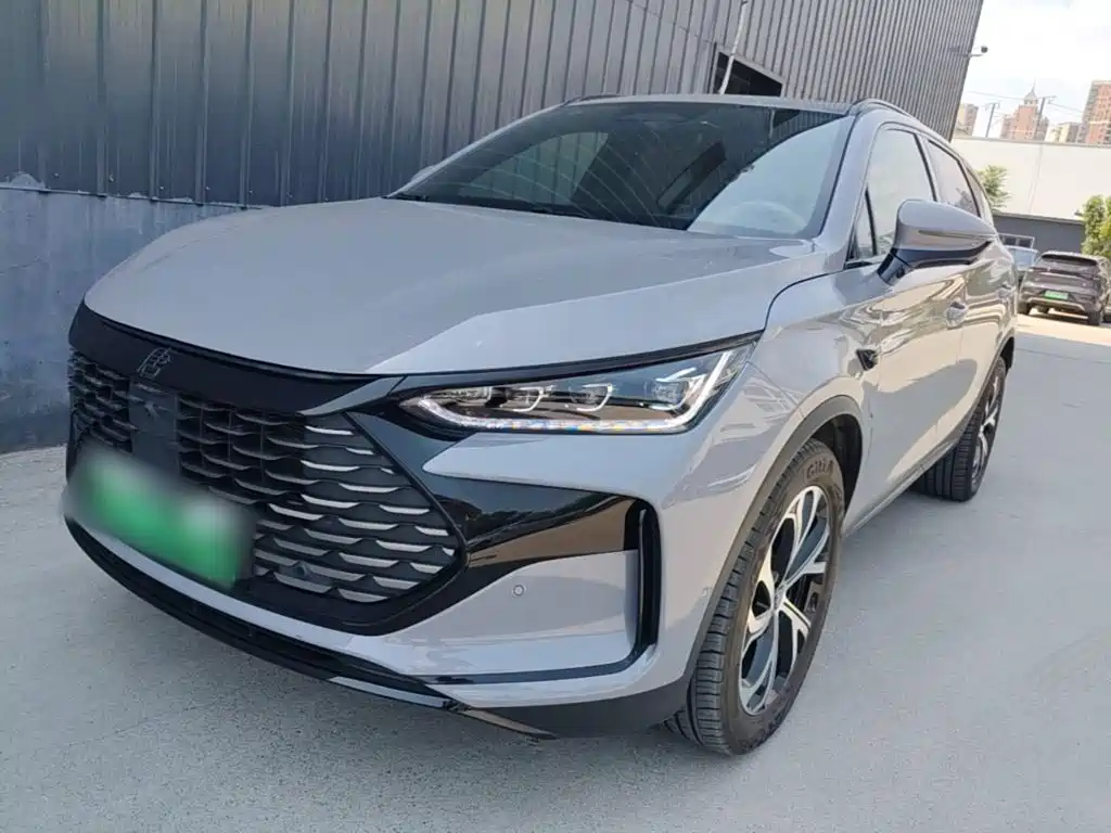 BYD Tang New Energy 2025 — фото 1