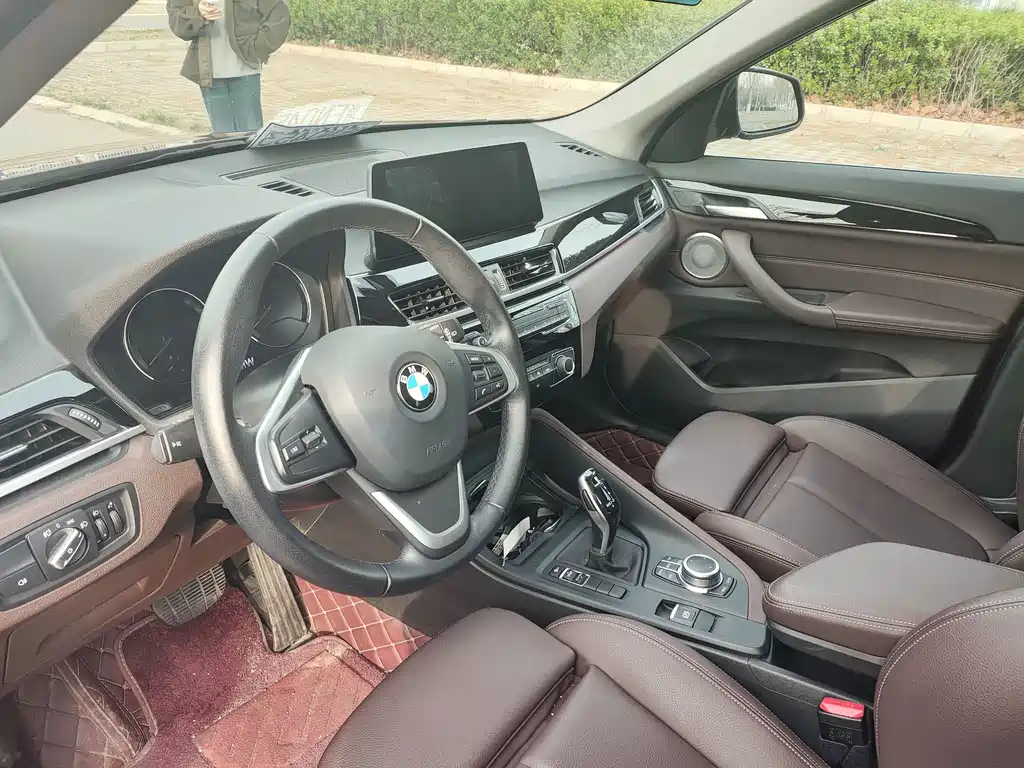 BMW X1 2022 — фото 14