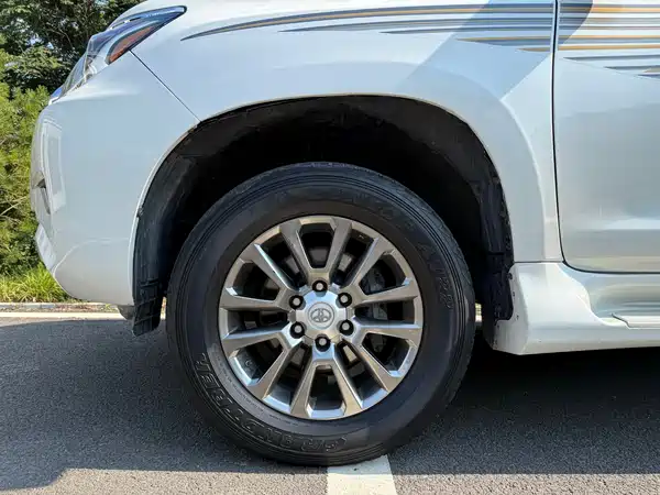 Toyota Prado 2019