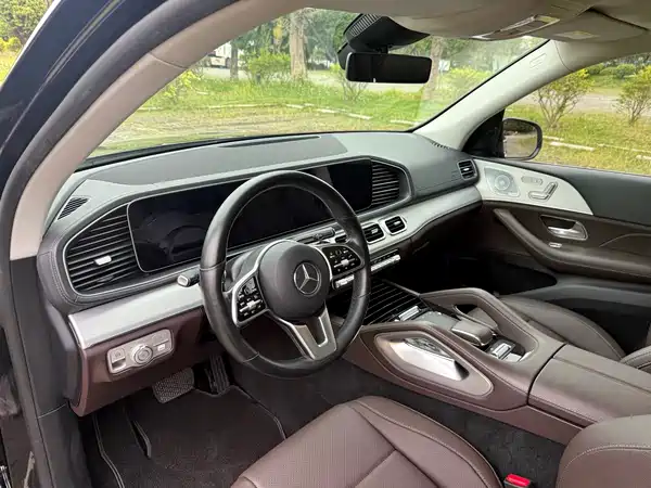 Mercedes-Benz GLE 2021