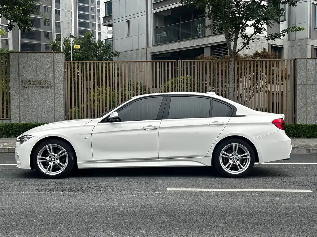 BMW 3 Series 2019