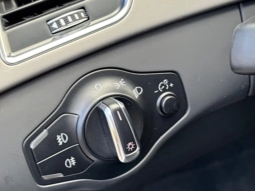 Audi A4L 2012 — фото 14
