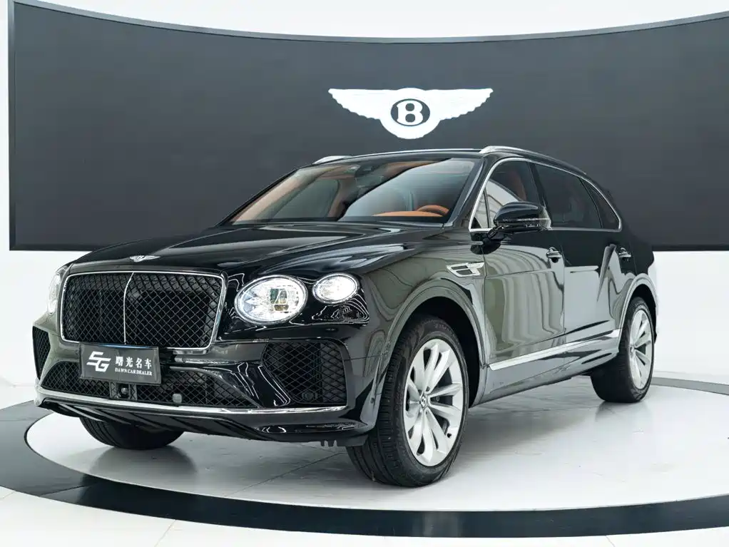 Bentley Bentayga 2025 — фото 1