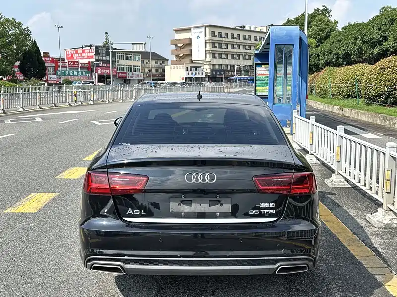 Audi A6L 2018