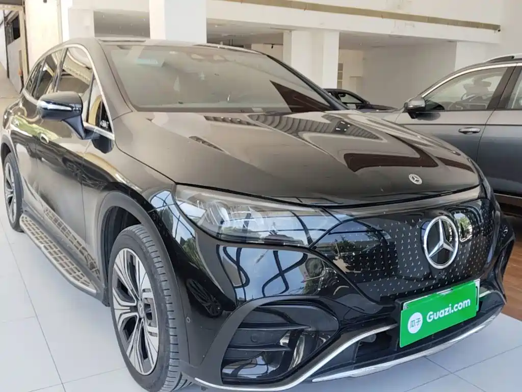 Mercedes-Benz EQE SUV 2024 — фото 4