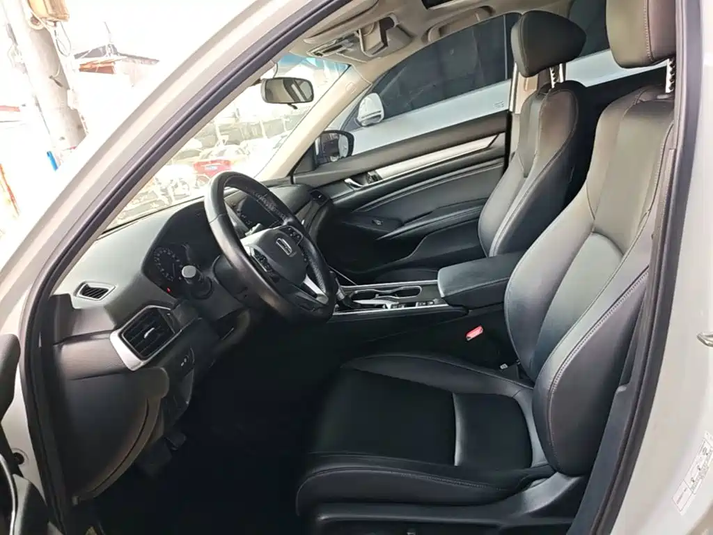 Honda Accord 2020 — фото 15