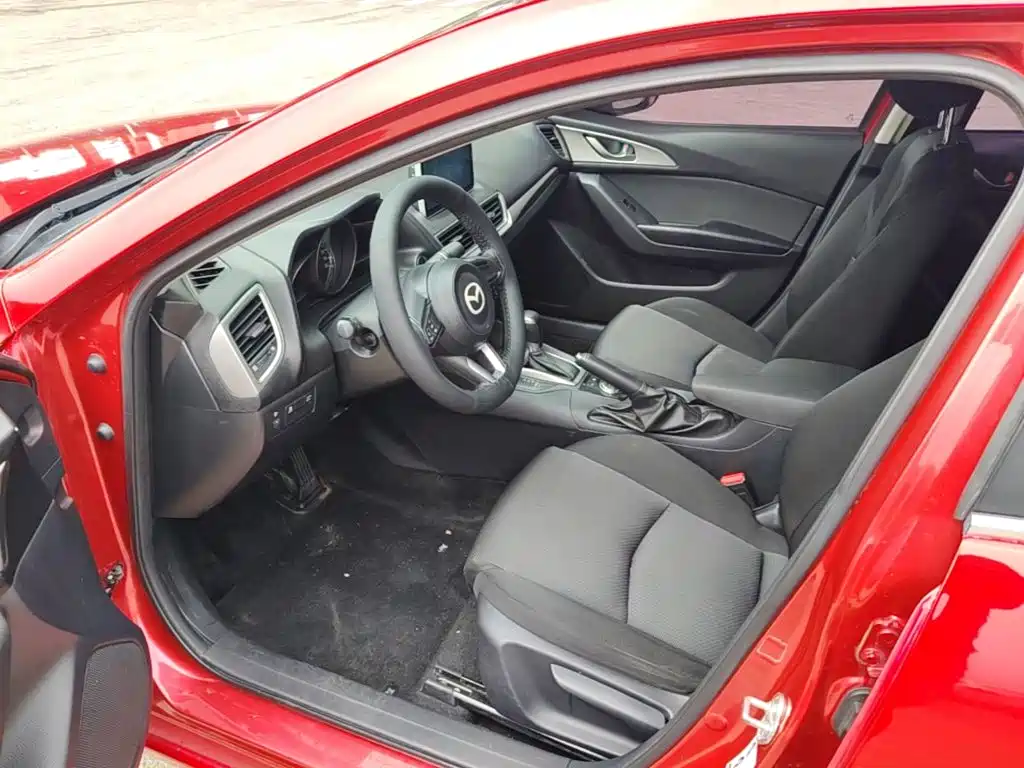 Mazda 3 Angkesela 2017 — фото 12