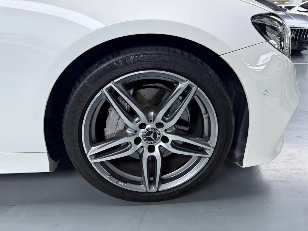 Mercedes-Benz E-Class 2020 — фото 17