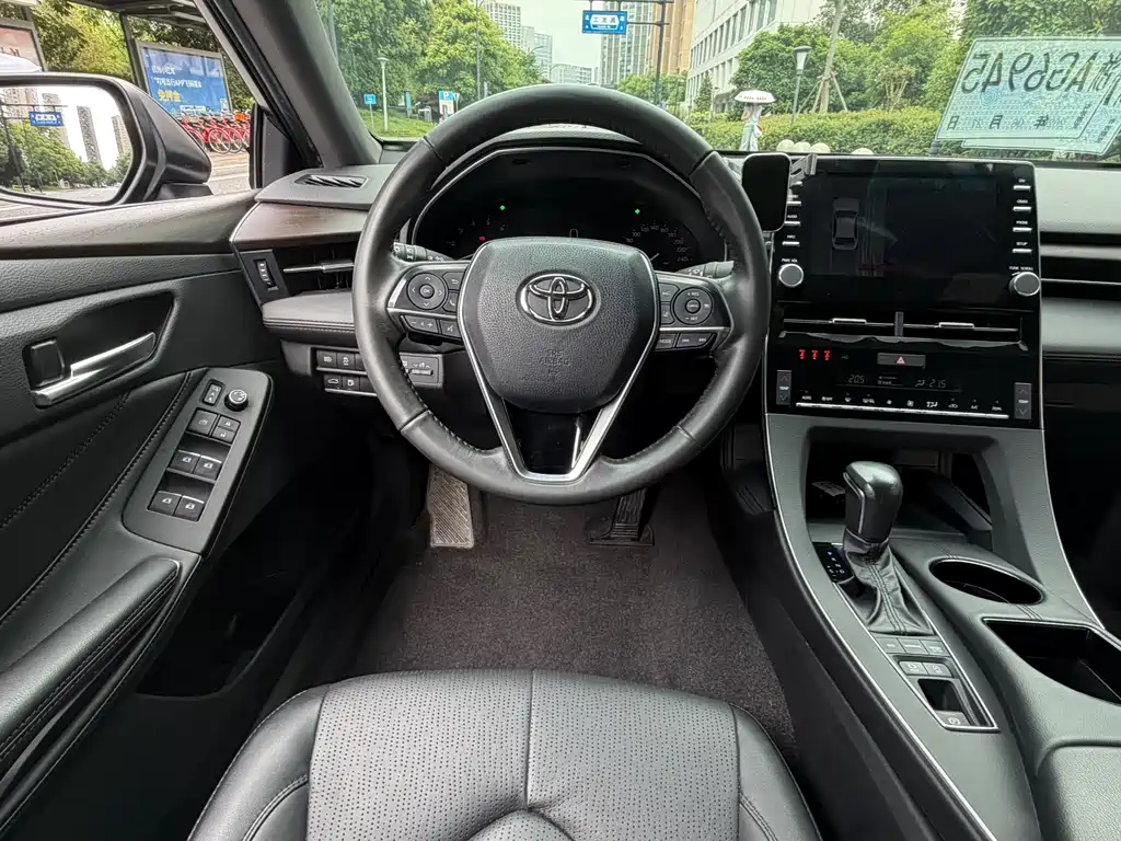 Toyota Avalon 2021 — фото 12
