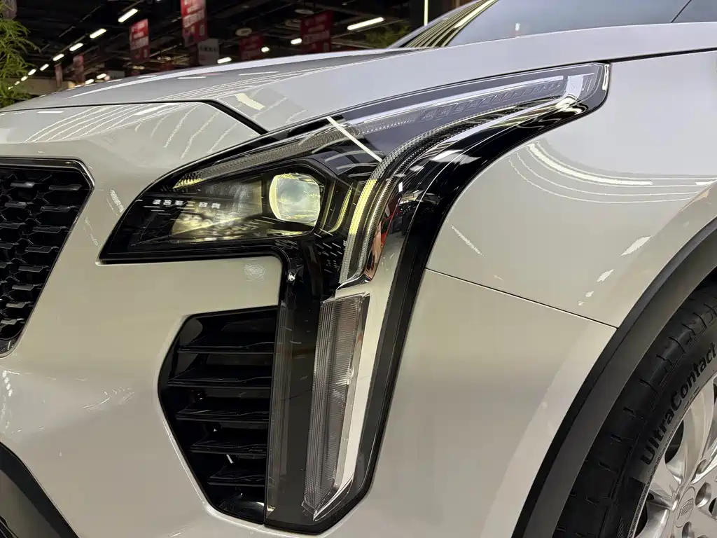Cadillac XT4 2022 — фото 15