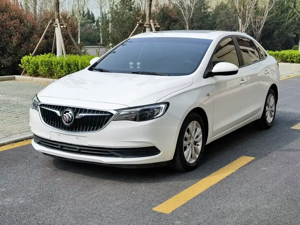 Buick Excelle 2020 — фото 1