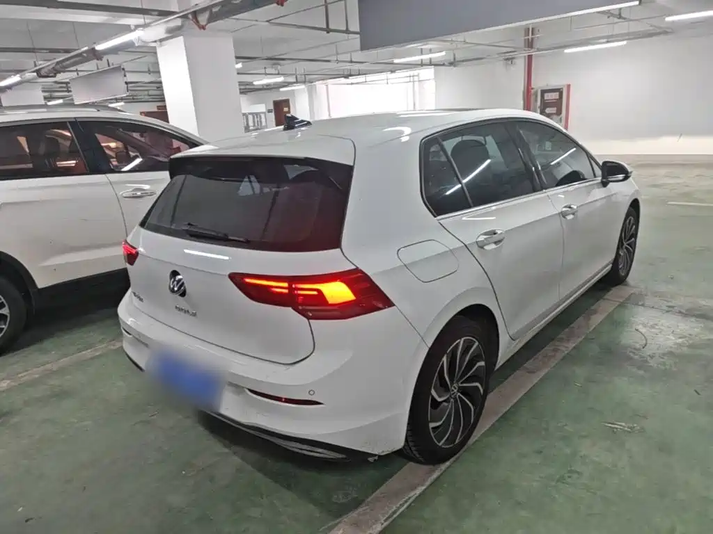 Volkswagen Golf 2022