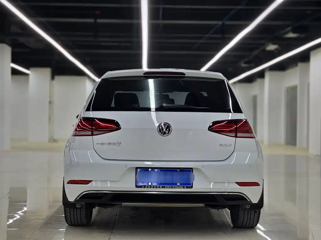 Volkswagen Golf 2018 — фото 3
